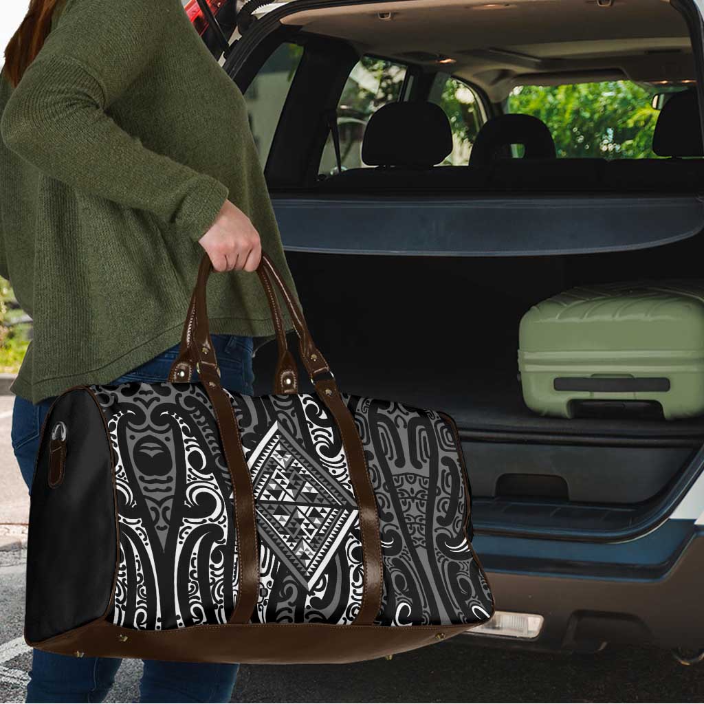 New Zealand Maori Taniko Travel Bag Black Kowhaiwhai Puhoro LT9 - Polynesian Pride