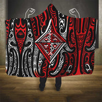 New Zealand Maori Taniko Hooded Blanket Red Kowhaiwhai Puhoro LT9 - Polynesian Pride