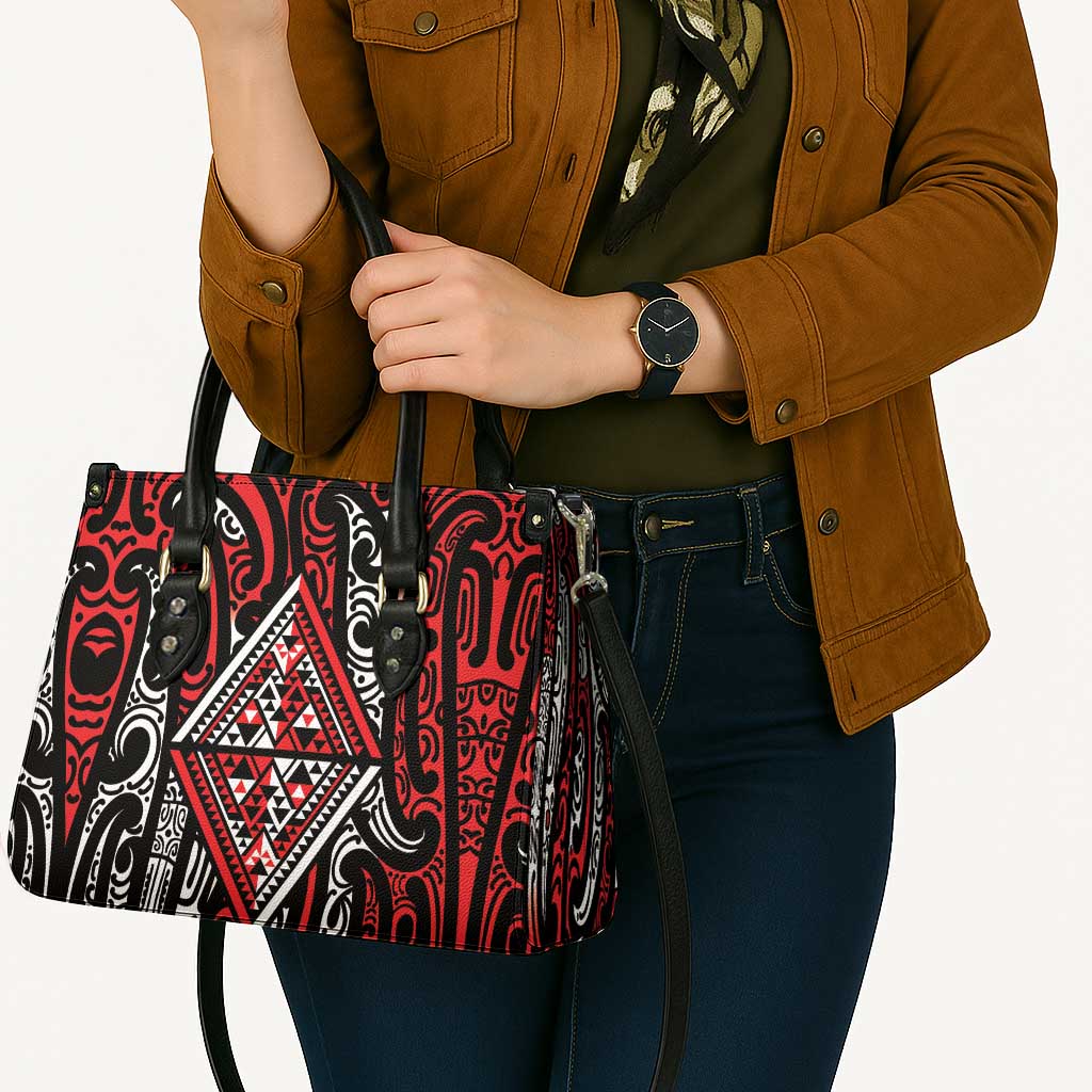New Zealand Maori Taniko Leather Bag Red Kowhaiwhai Puhoro - Polynesian Pride