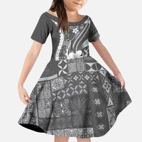 Samoa Siapo Tribal Pattern Family Matching Short Sleeve Bodycon Dress and Hawaiian Shirt Light Gray Polynesian Plumeria Tapa Motif LT9 Daughter's Dress Gray - Polynesian Pride