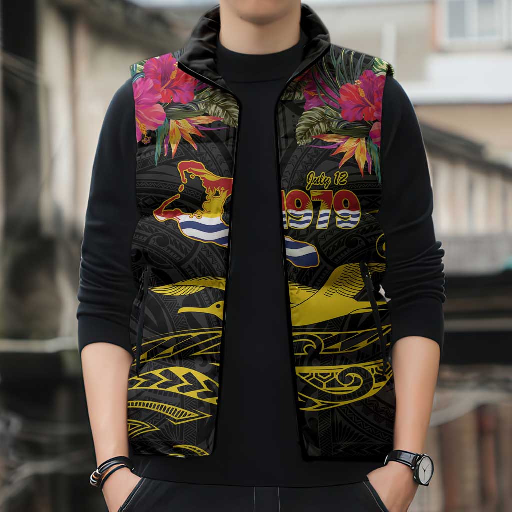 Kiribati Independence Day Personalised Sleeveless Puffer Jacket Gold Frigatebird with Polynesian Pattern - Polynesian Pride