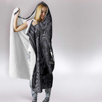 Custom New Zealand Taiaha Maori Hooded Blanket Minimalist Silver Fern All Black LT9 - Polynesian Pride