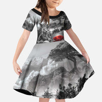 Black ANZAC Day The Battle of Lone Pine Family Matching Puletasi and Hawaiian Shirt Kiwi-Kangaroo Soldier Lest We Forget LT9 Daughter's Dress Black - Polynesian Pride