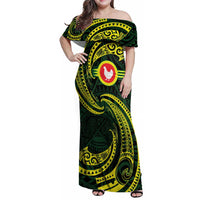 American Samoa Manua Cession Day Personalized Family Matching Off Shoulder Maxi Dress and Hawaiian Shirt Polynesian Wave Style LT9 Mom's Dress Green - Polynesian Pride