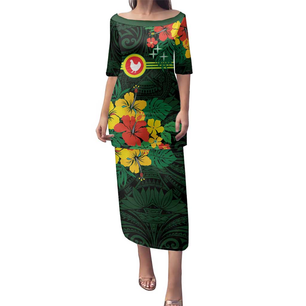 American Samoa Manu'atele Personalized Family Matching Puletasi and Hawaiian Shirt Manua Island Hibiscus Flowers LT9 Mom's Dress Green - Polynesian Pride