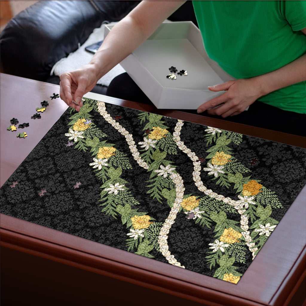 Puakenikeni Anthurium Pikake Lei Puzzle Hawaiian Quilt Pattern