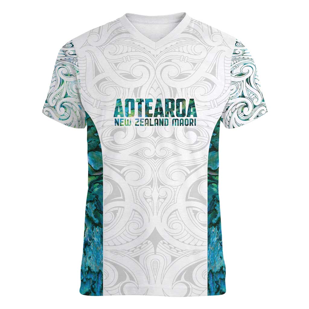 Custom New Zealand Aotearoa Women V-Neck T-Shirt Green Maori Paua Shell Indigenous - Polynesian Pride
