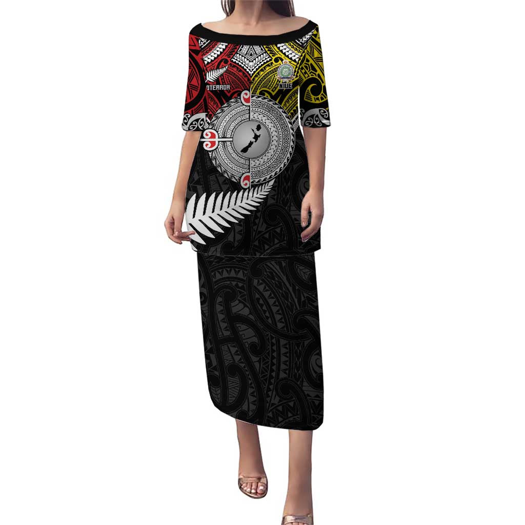 Aotearoa and Niue Mo Te Tiriti Puletasi New Zealand Honour The Treaty Ake!Ake!Ake! LT9 Long Dress Gold - Polynesian Pride