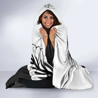 Koru Fern New Zealand Maori Tribal Warrior Hooded Blanket LT9 - Polynesian Pride