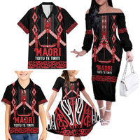 Toitu Te Tiriti Waitangi Family Matching Off The Shoulder Long Sleeve Dress and Hawaiian Shirt Black Wharenui House LT9 - Polynesian Pride