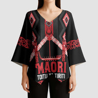 Toitu Te Tiriti Waitangi Kimono Sleeve Blouse Black Wharenui House LT9 - Polynesian Pride
