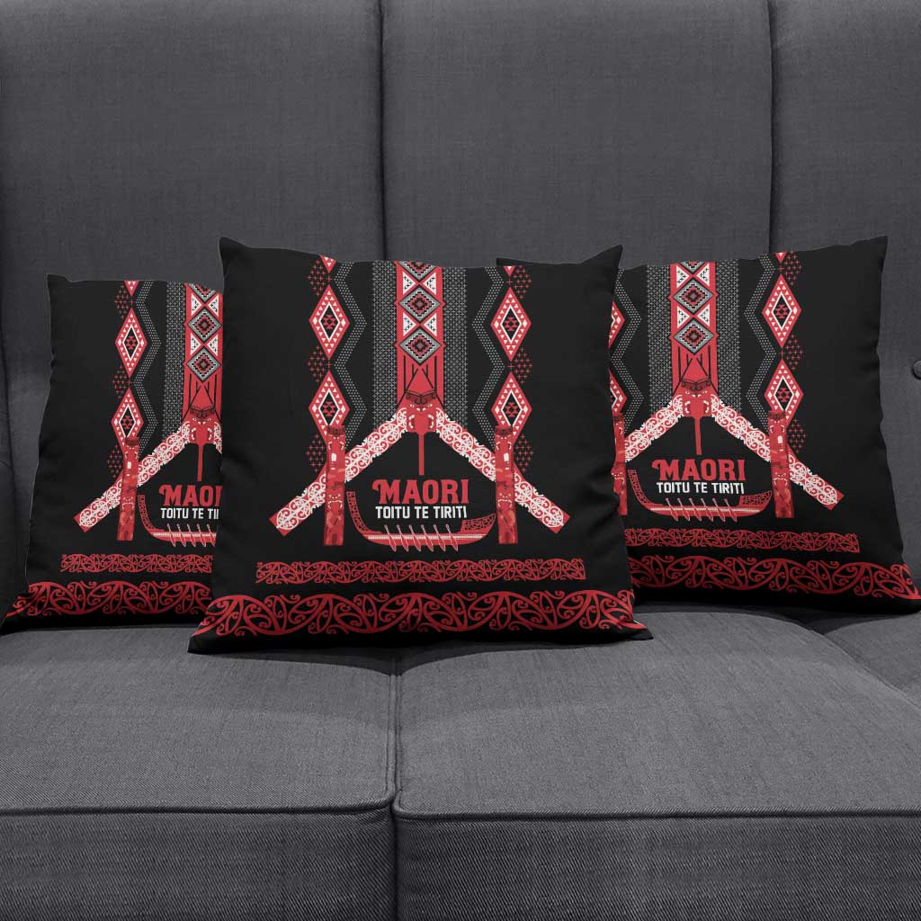 Toitu Te Tiriti Waitangi Pillow Cover Black Wharenui House - Polynesian Pride