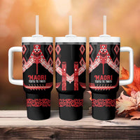 Toitu Te Tiriti Waitangi Tumbler With Handle Black Wharenui House LT9 - Polynesian Pride