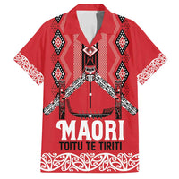 Toitu Te Tiriti Waitangi Family Matching Off Shoulder Short Dress and Hawaiian Shirt Red Wharenui House LT9 Dad's Shirt - Short Sleeve Red - Polynesian Pride