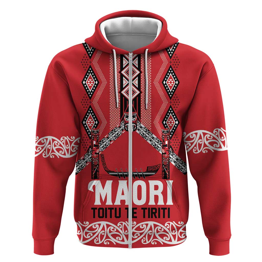 Toitu Te Tiriti Waitangi Hoodie Red Wharenui House LT9 Zip Hoodie Red - Polynesian Pride