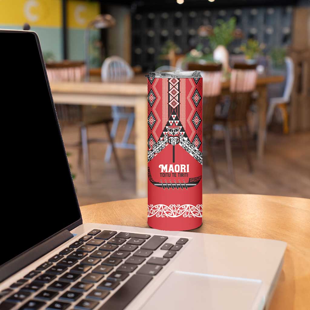 Toitu Te Tiriti Waitangi Skinny Tumbler Red Wharenui House LT9 - Polynesian Pride