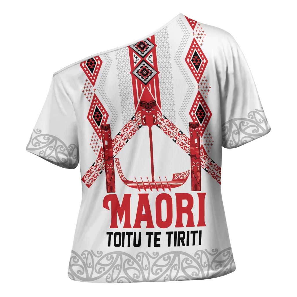 Toitu Te Tiriti Waitangi Cross Shoulder Shirt White Wharenui House LT9 - Polynesian Pride