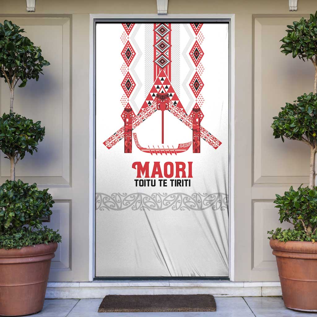 Toitu Te Tiriti Waitangi Door Cover White Wharenui House LT9 white - Polynesian Pride