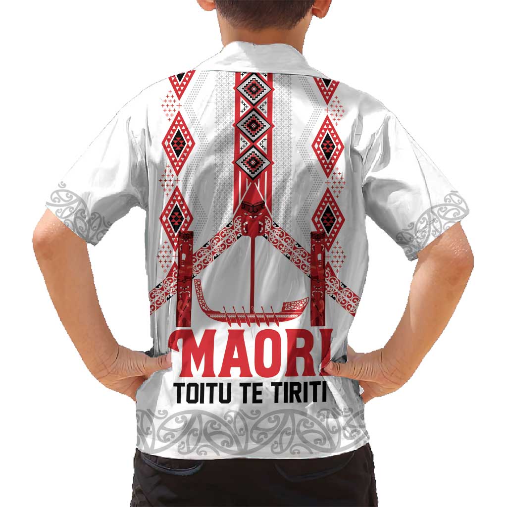 Toitu Te Tiriti Waitangi Family Matching Summer Maxi Dress and Hawaiian Shirt White Wharenui House LT9 - Polynesian Pride