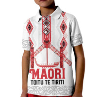 Toitu Te Tiriti Waitangi Kid Polo Shirt White Wharenui House - Polynesian Pride