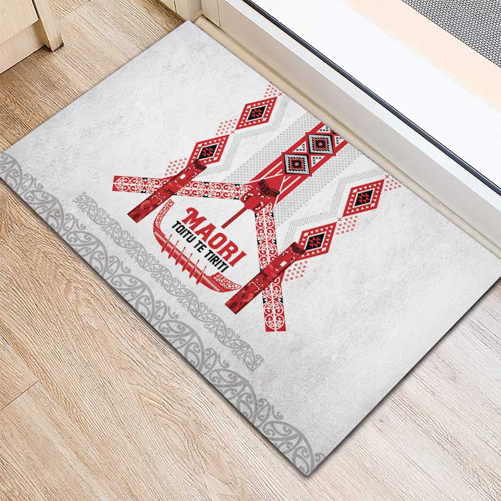 Toitu Te Tiriti Waitangi Rubber Doormat White Wharenui House - Polynesian Pride
