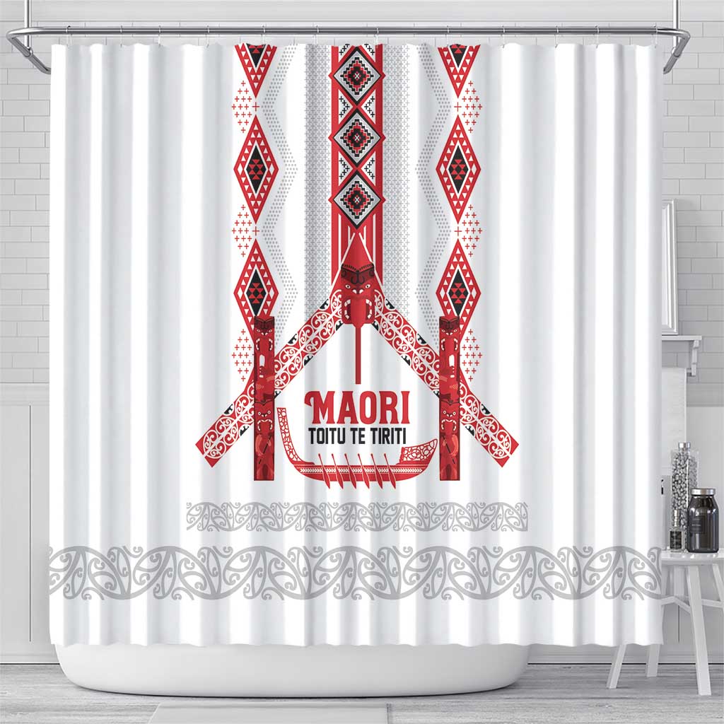 Toitu Te Tiriti Waitangi Shower Curtain White Wharenui House - Polynesian Pride