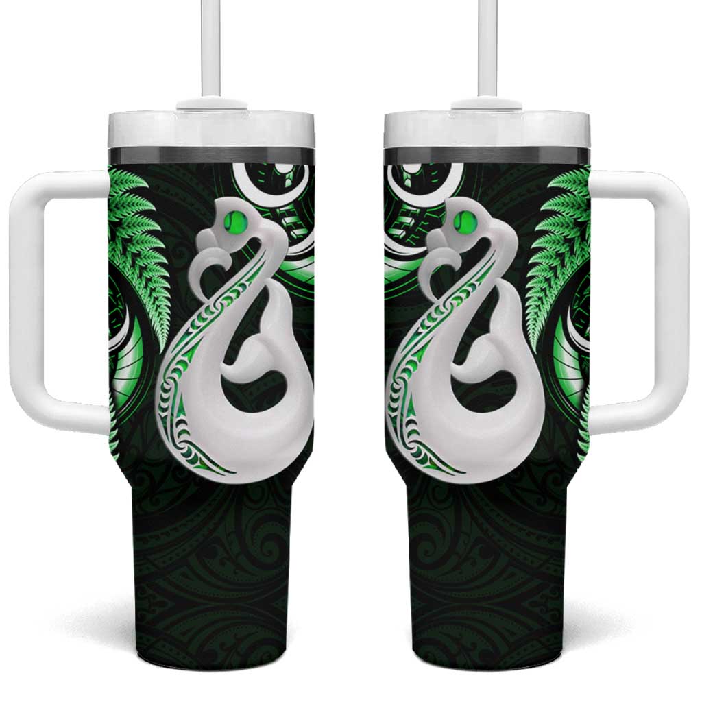New Zealand Tumbler With Handle Aotearoa Silver Fern With Manaia Maori Unique Green LT14 One Size: 40 oz Green - Polynesian Pride