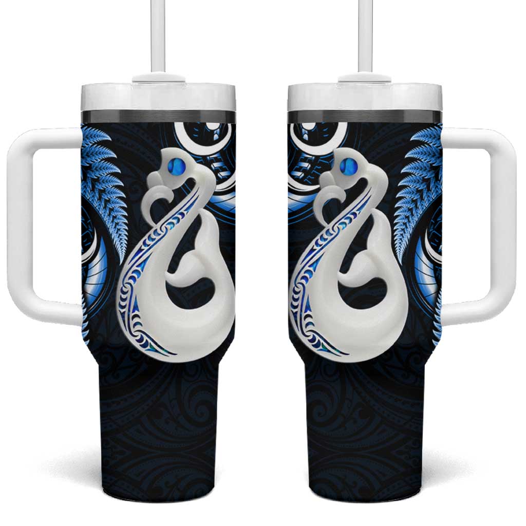 New Zealand Tumbler With Handle Aotearoa Silver Fern With Manaia Maori Unique Blue LT14 One Size: 40 oz Blue - Polynesian Pride