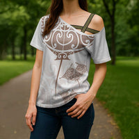 New Zealand Manta Ray Tattoo Cross Shoulder Shirt Aotearoa Maori Haehae Beige LT14 - Polynesian Pride