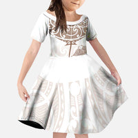 New Zealand Manta Ray Tattoo Family Matching Short Sleeve Bodycon Dress and Hawaiian Shirt Aotearoa Maori Haehae Beige LT14 Daughter's Dress White - Polynesian Pride