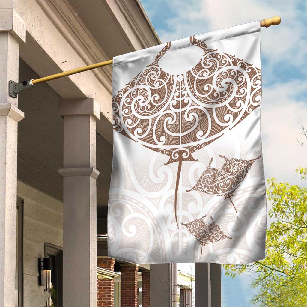 New Zealand Manta Ray Tattoo Garden Flag Aotearoa Maori Haehae Beige LT14 House Flag White - Polynesian Pride