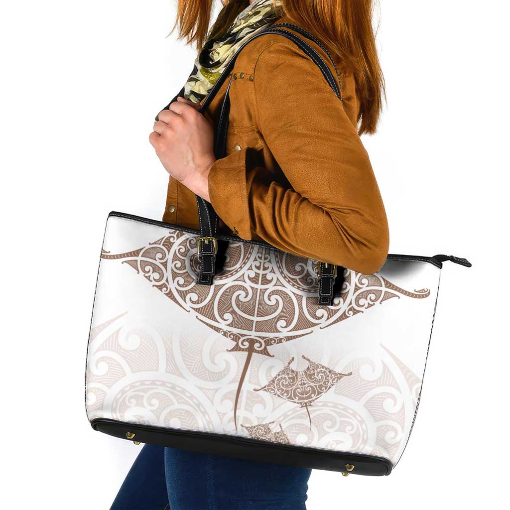 New Zealand Manta Ray Tattoo Leather Tote Bag Aotearoa Maori Haehae Beige LT14 White - Polynesian Pride
