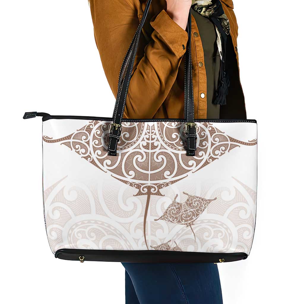 New Zealand Manta Ray Tattoo Leather Tote Bag Aotearoa Maori Haehae Beige LT14 - Polynesian Pride