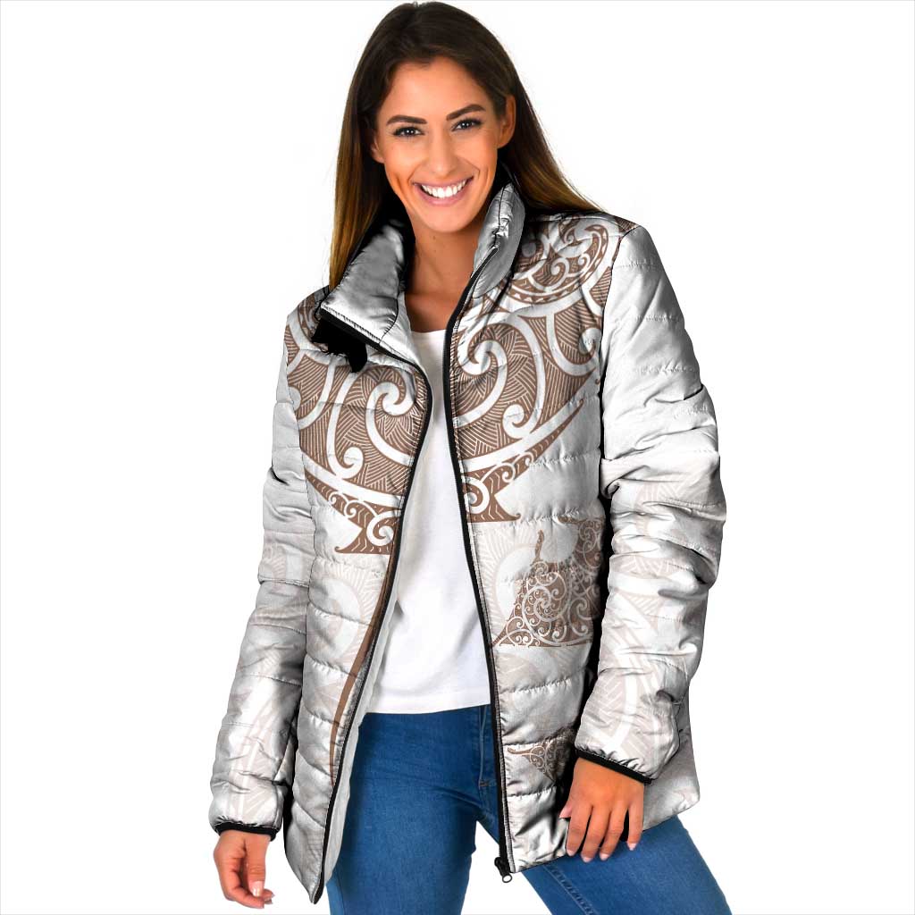 New Zealand Manta Ray Tattoo Padded Jacket Aotearoa Maori Haehae Beige - Polynesian Pride