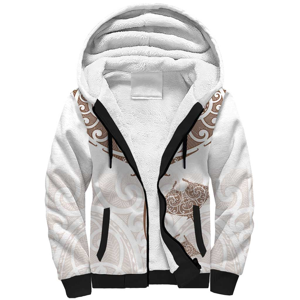New Zealand Manta Ray Tattoo Sherpa Hoodie Aotearoa Maori Haehae Beige LT14 Unisex White - Polynesian Pride