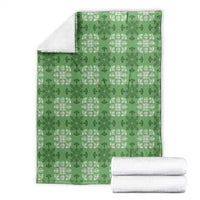 Green Hawaiian Quilt Blanket Hawaii Pineapple Monstera Palaka Motifs - Polynesian Pride