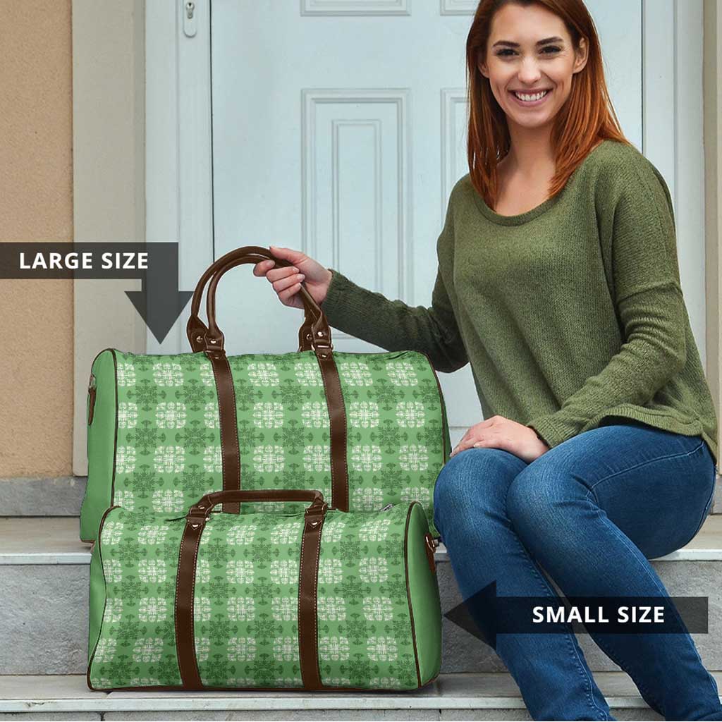 Green Hawaiian Quilt Travel Bag Hawaii Pineapple Monstera Palaka Motifs - Polynesian Pride