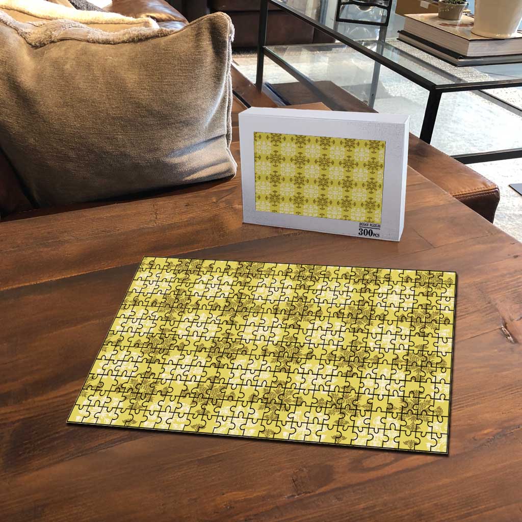 Yellow Hawaiian Quilt Puzzle Hawaii Pineapple Monstera Palaka Motifs - Polynesian Pride