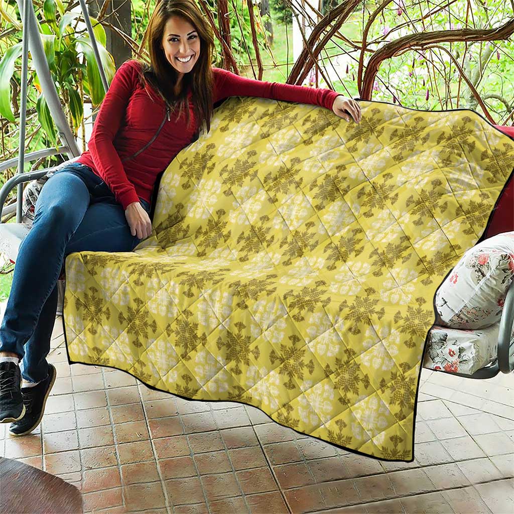 Yellow Hawaiian Quilt Quilt Hawaii Pineapple Monstera Palaka Motifs - Polynesian Pride