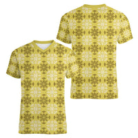 Yellow Hawaiian Quilt Women V-Neck T-Shirt Hawaii Pineapple Monstera Palaka Motifs LT14 - Polynesian Pride