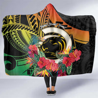 Vanuatu Boar Tusk Yumi Yumi Yumi Hooded Blanket Independens Dei Long God Yumi Stanap LT14 One Size Black - Polynesian Pride