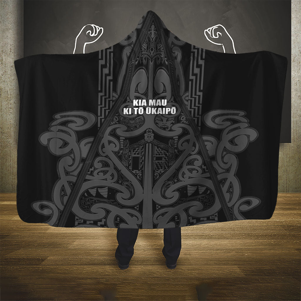 Maori Language Week Hooded Blanket Kia Mau Ki To Ukaipo Grey Color LT14 - Polynesian Pride