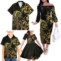Gold And Black Aotearoa Horse Racing Family Matching Off The Shoulder Long Sleeve Dress and Hawaiian Shirt NZ Maori Pattern LT14 - Polynesian Pride