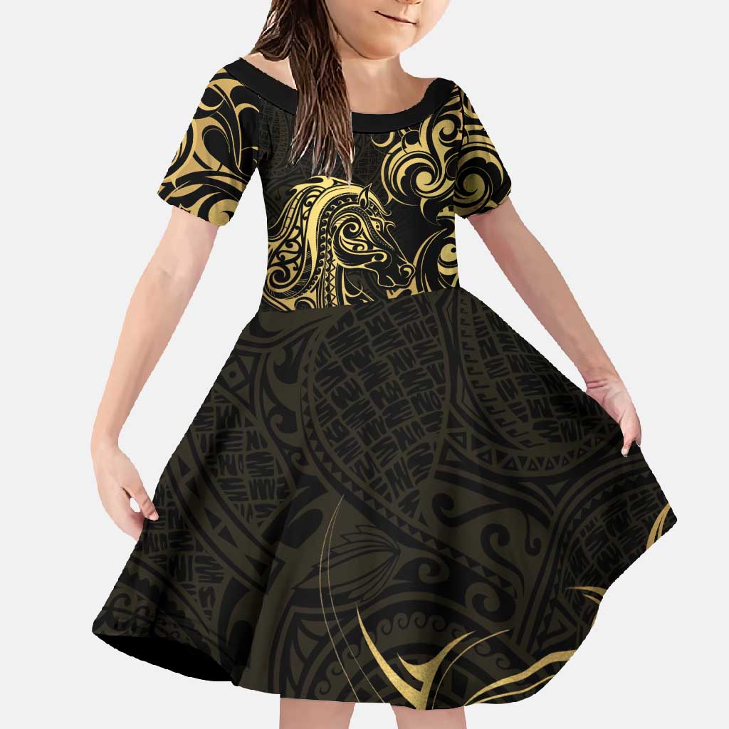 Gold And Black Aotearoa Horse Racing Family Matching Off Shoulder Maxi Dress and Hawaiian Shirt NZ Maori Pattern LT14 Daughter's Dress Black - Polynesian Pride