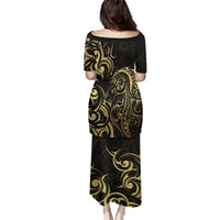 Gold And Black Aotearoa Horse Racing Family Matching Puletasi and Hawaiian Shirt NZ Maori Pattern LT14 - Polynesian Pride