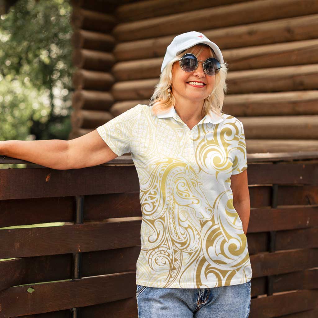 Gold And White Aoteara Horse Racing Women Polo Shirt NZ Maori Pattern