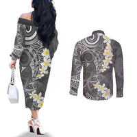 Gray Polynesian Tribal Frangipani Tropical Vibe Couples Matching Off The Shoulder Long Sleeve Dress and Long Sleeve Button Shirt LT14 - Polynesian Pride