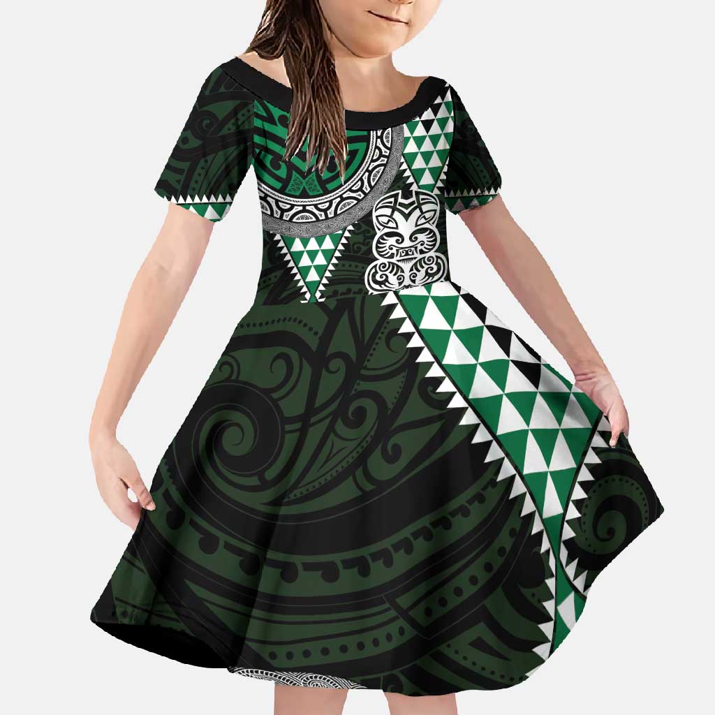Green Aotearoa Niho Taniwha Family Matching Off Shoulder Maxi Dress and Hawaiian Shirt Maori Mythology Tooth - Taniko Motifs LT14 Daughter's Dress Green - Polynesian Pride