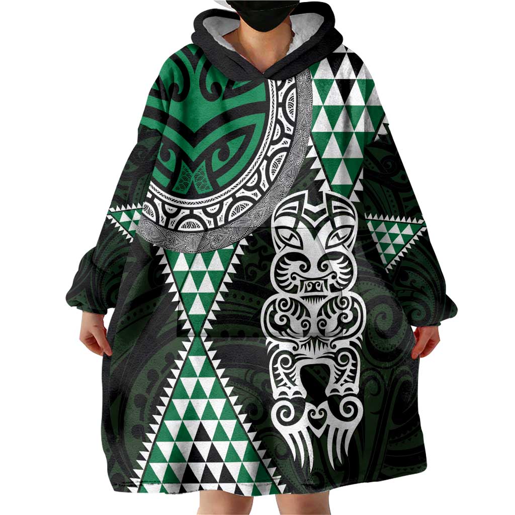 Green Aotearoa Niho Taniwha Wearable Blanket Hoodie Maori Mythology Tooth - Taniko Motifs LT14 - Polynesian Pride