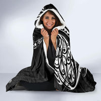 New Zealand Lizard Hooded Blanket Silver Fern Aotearoa Maori LT14 - Polynesian Pride